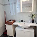 Moderno Con Parcheggio Privato, Ztl Free דירה *