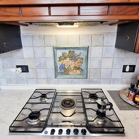 Casa Moderna Con Parcheggio Privato - Ztl Free - Terrazza - Wi-fi דירה *
