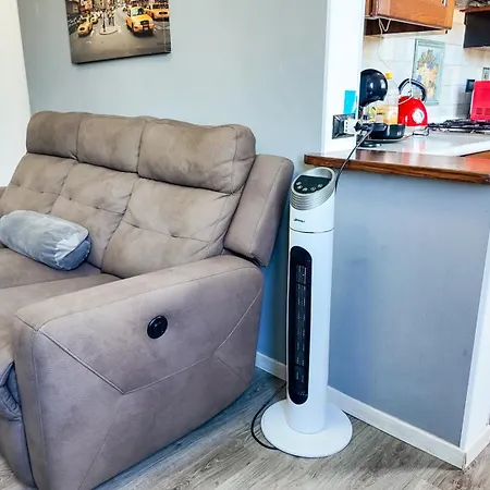 Casa Moderna Con Parcheggio Privato - Ztl Free - Terrazza - Wi-fi סיינה