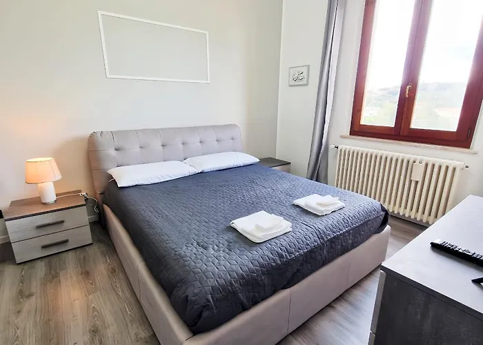 דירה Moderno Con Parcheggio Privato, Ztl Free